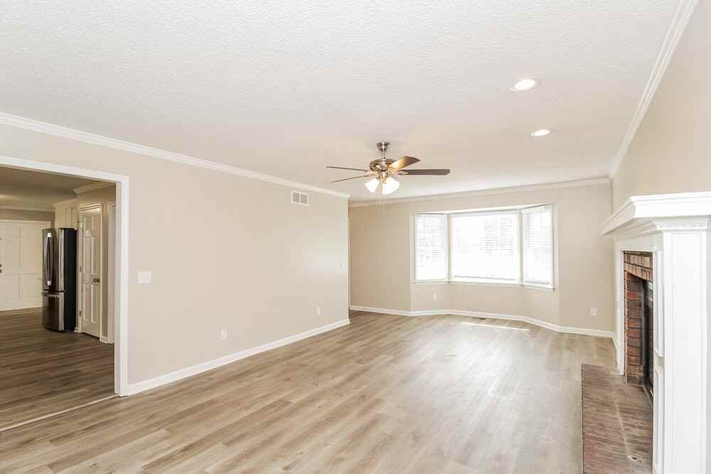 5902 Bridgemont Pl Nw - Photo 5 of 17