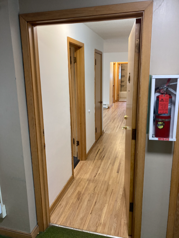 408 6th St Sw #11 - Photo 2 of 15