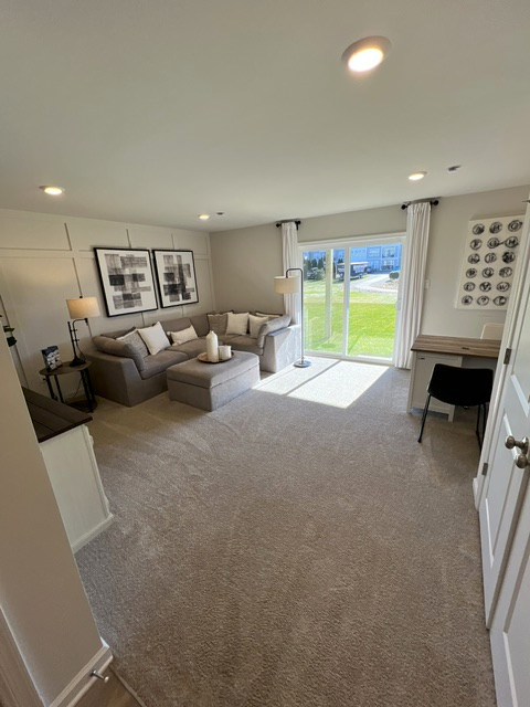 28 Baybreeze Drive - Photo 3 of 19