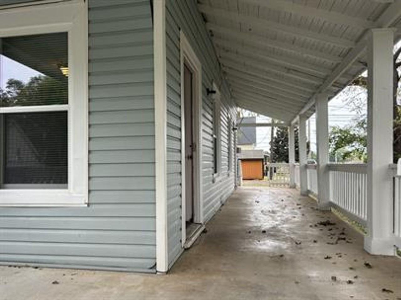 3415 Alpine Street Southwest - Photo 5 of 12