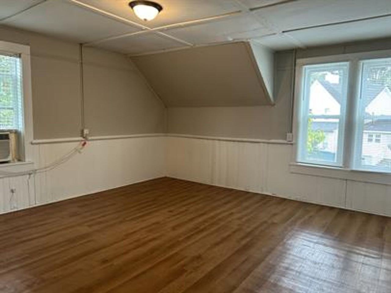 3415 Alpine Street Southwest - Photo 6 of 12