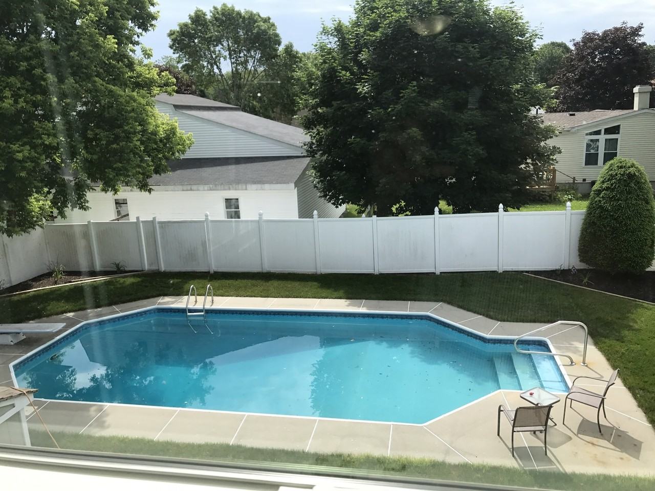 73 Newton St - Photo 2 of 21