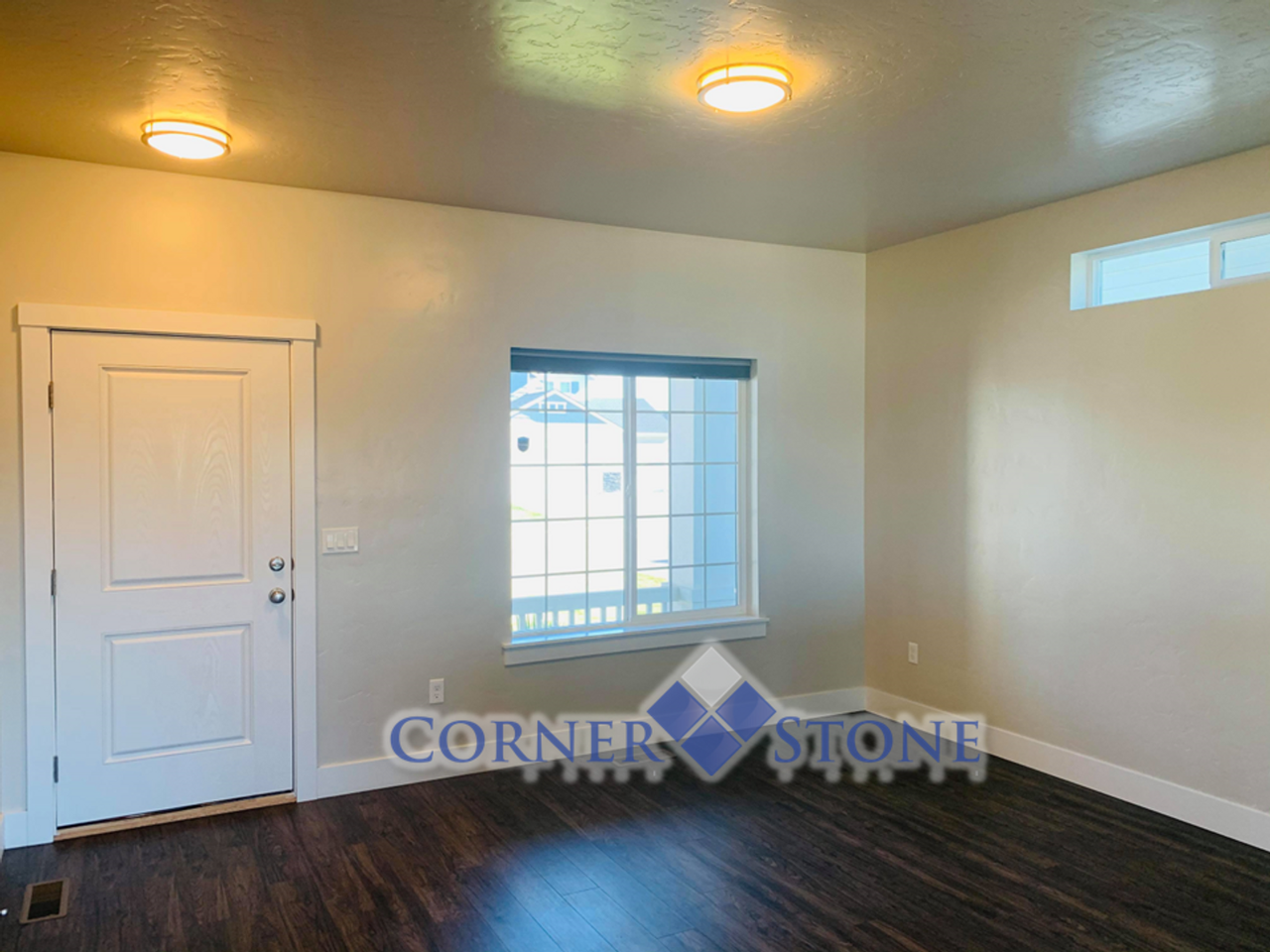 1801 S Pelican Ave - Photo 2 of 19