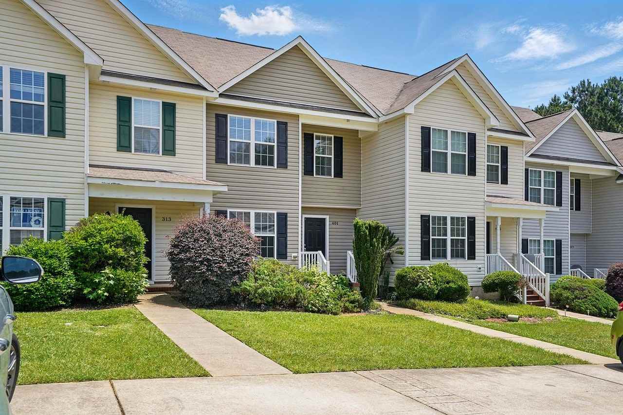 401 Whitehall Ct - Photo 2 of 31