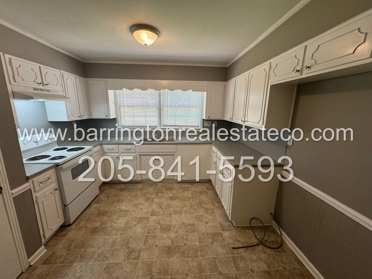225 Ardella Cir - Photo 3 of 9