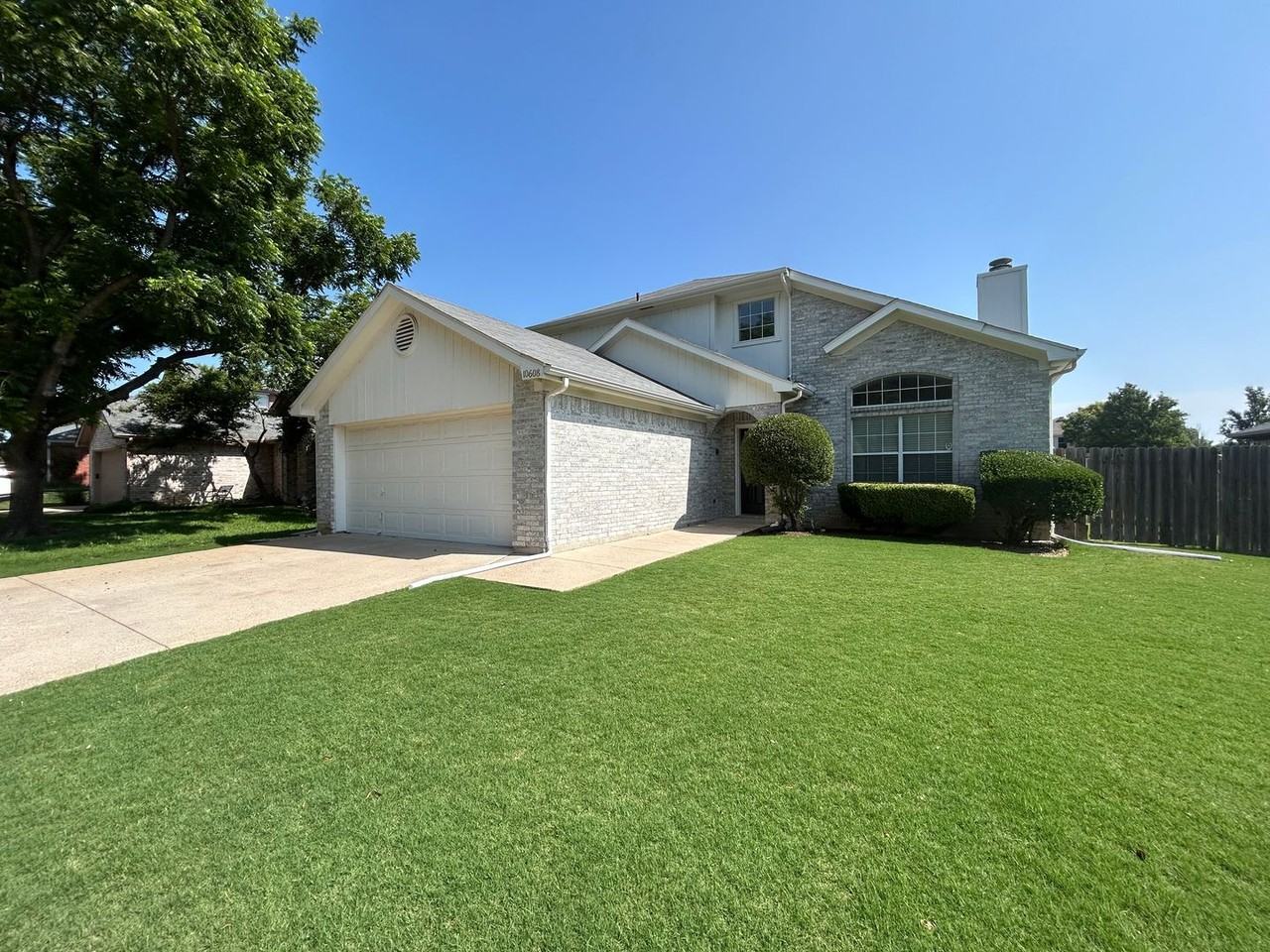 10608 Bing Dr - Photo 3 of 34