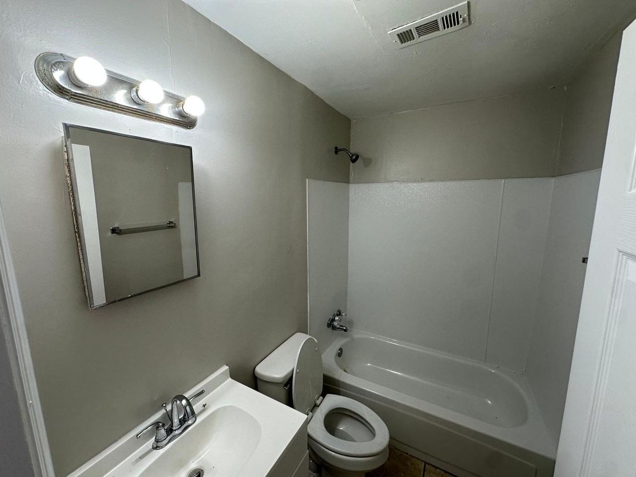 2235 Woodward Ave - Photo 2 of 8