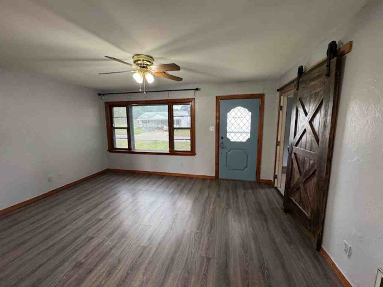 1225 S 16th St - Photo 4 of 13