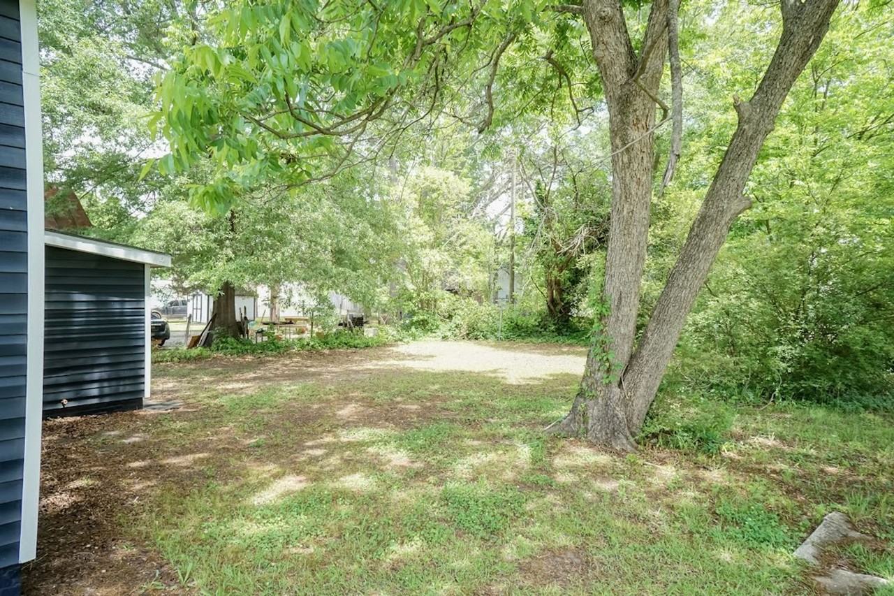 823 Branch St - Photo 3 of 13