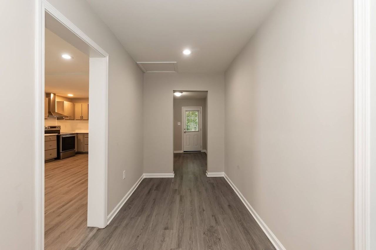 823 Branch St - Photo 5 of 13