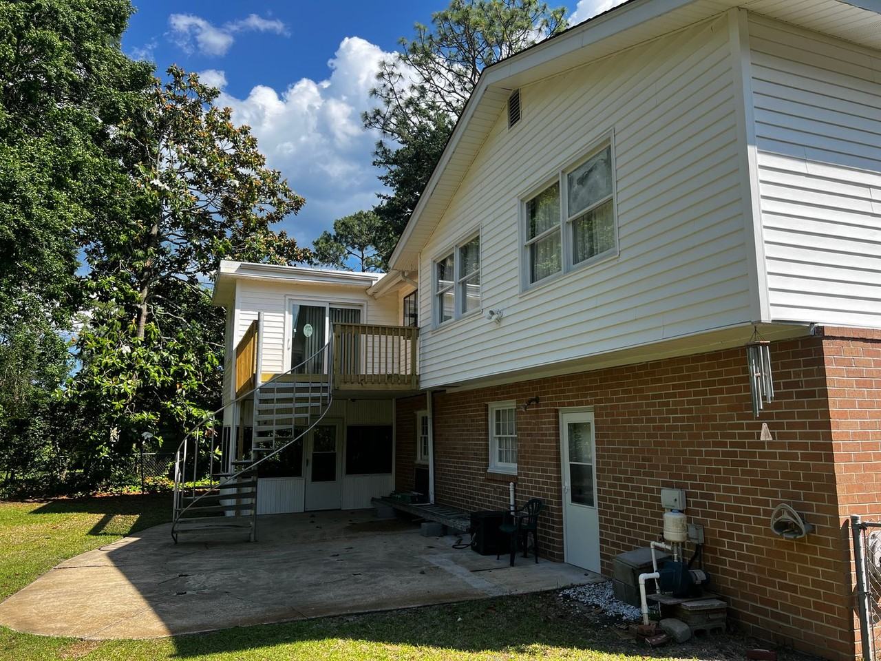 702 47th Avenue North - Photo 3 of 31