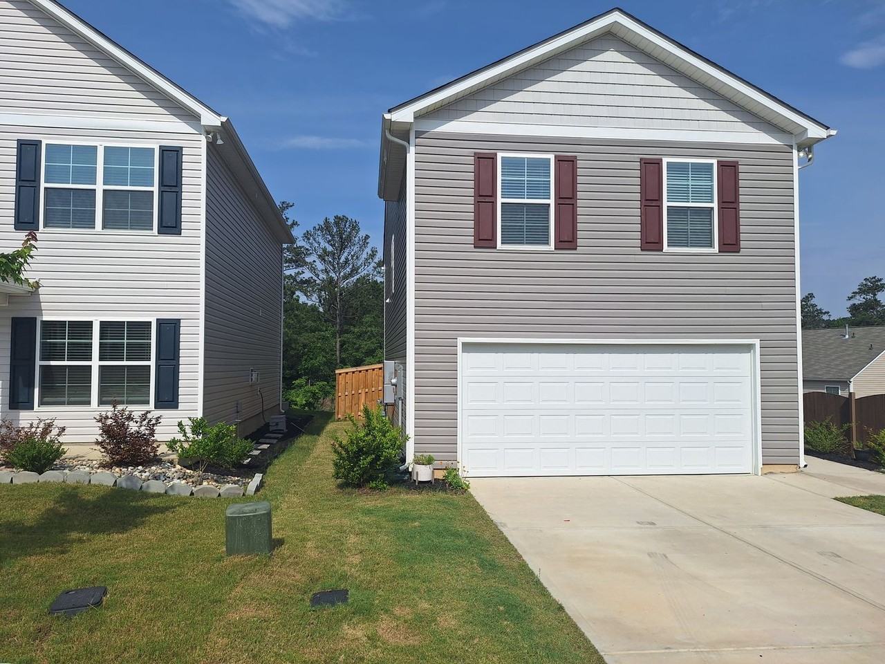 205 Dunham Rd - Photo 4 of 50