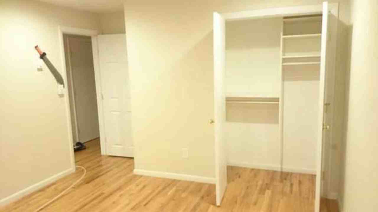 1 Euston Rd - Photo 3 of 4