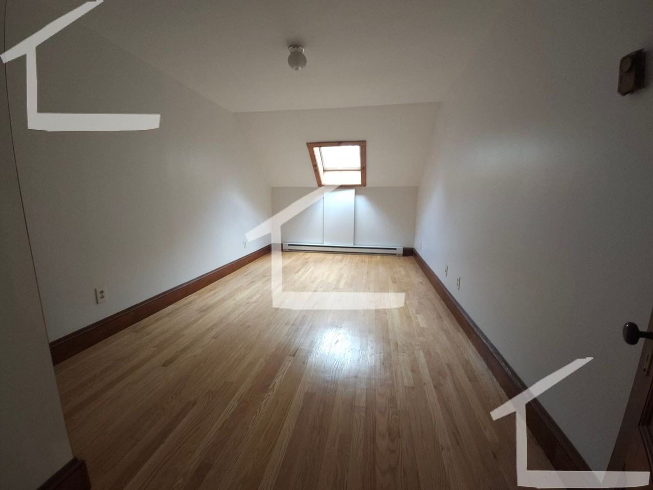 24 Greenough St - Photo 4 of 7