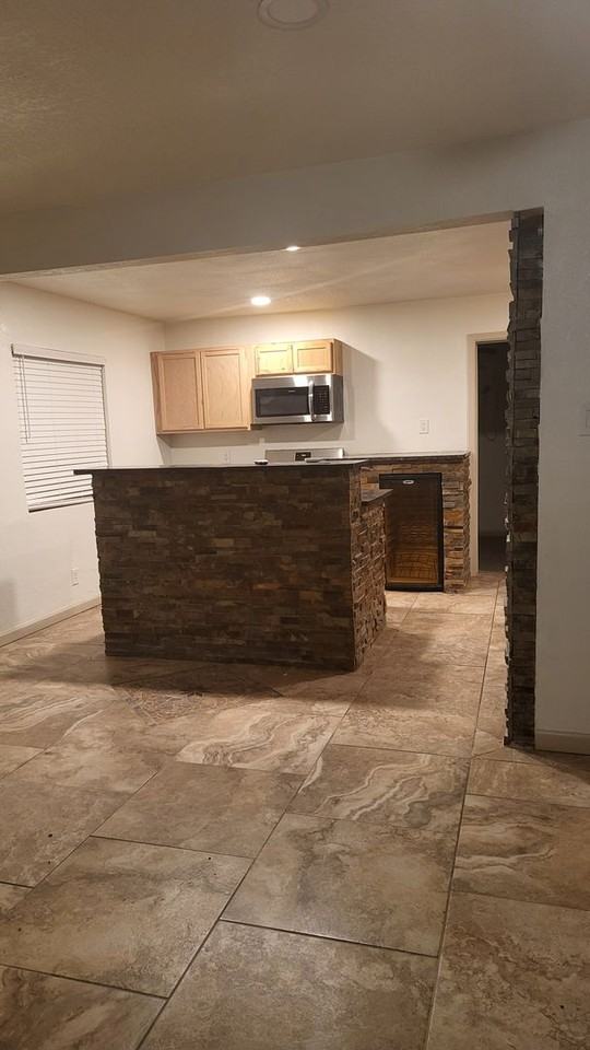 1804 Mason Dr - Photo 2 of 15