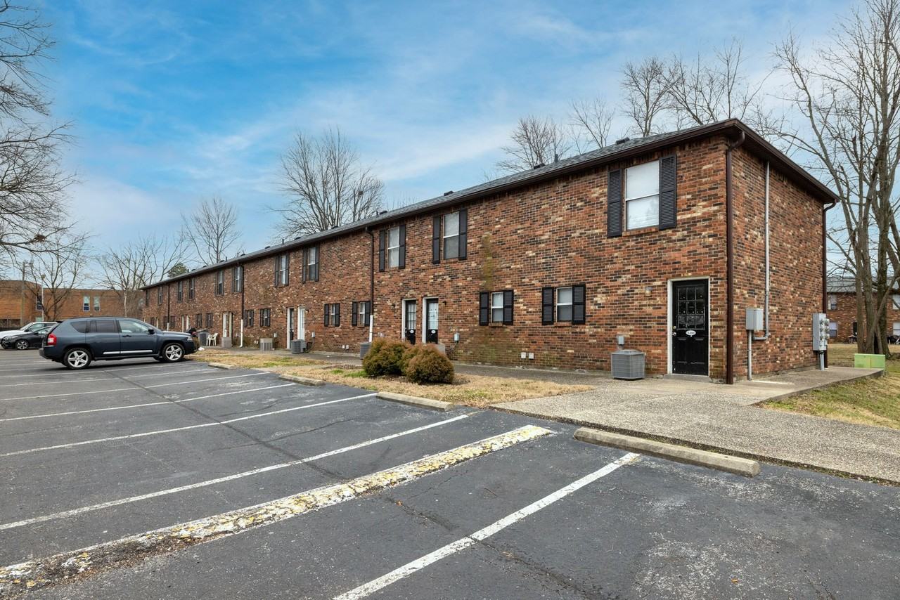 The Lux Townhomes - Photo 7 of 39