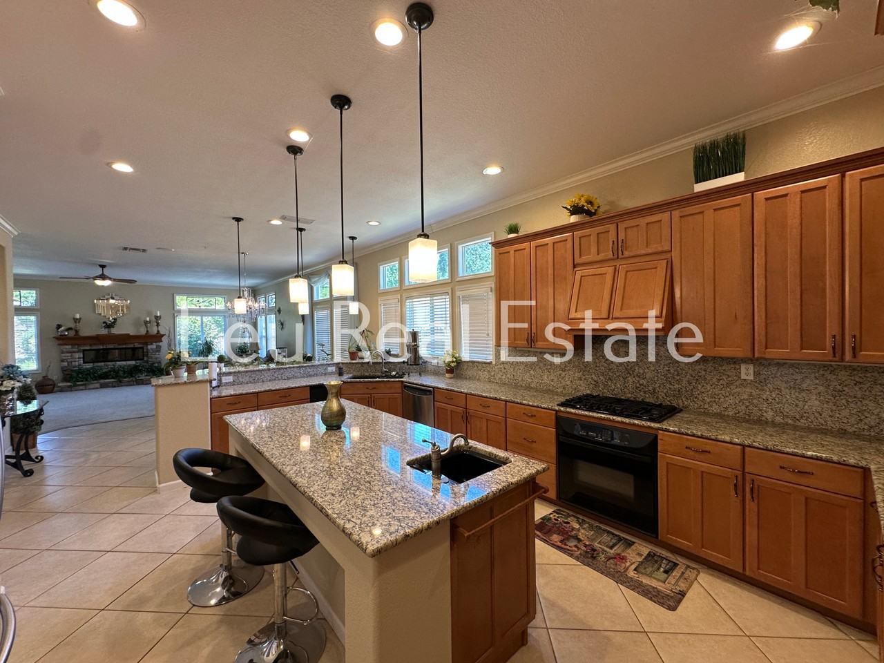 131 Gage Ct #NA - Photo 3 of 44