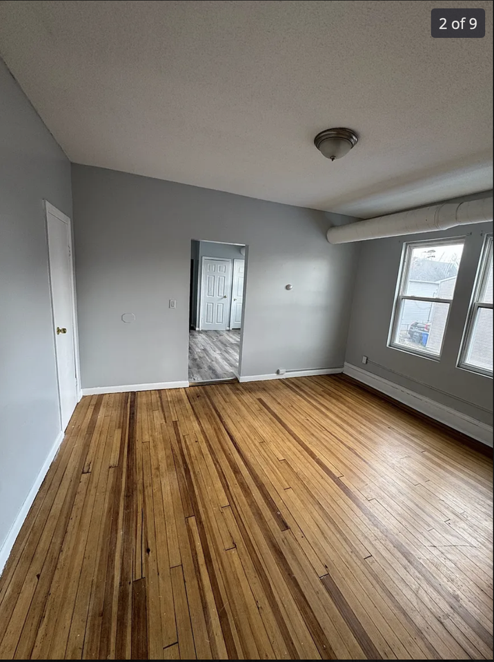 154 Brook St #A - Photo 2 of 9