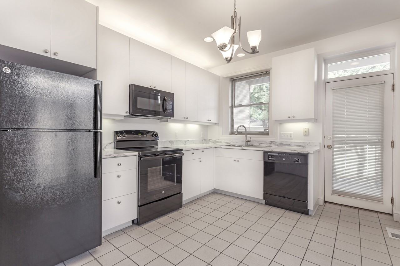 326 Hailman St #NA - Photo 4 of 10