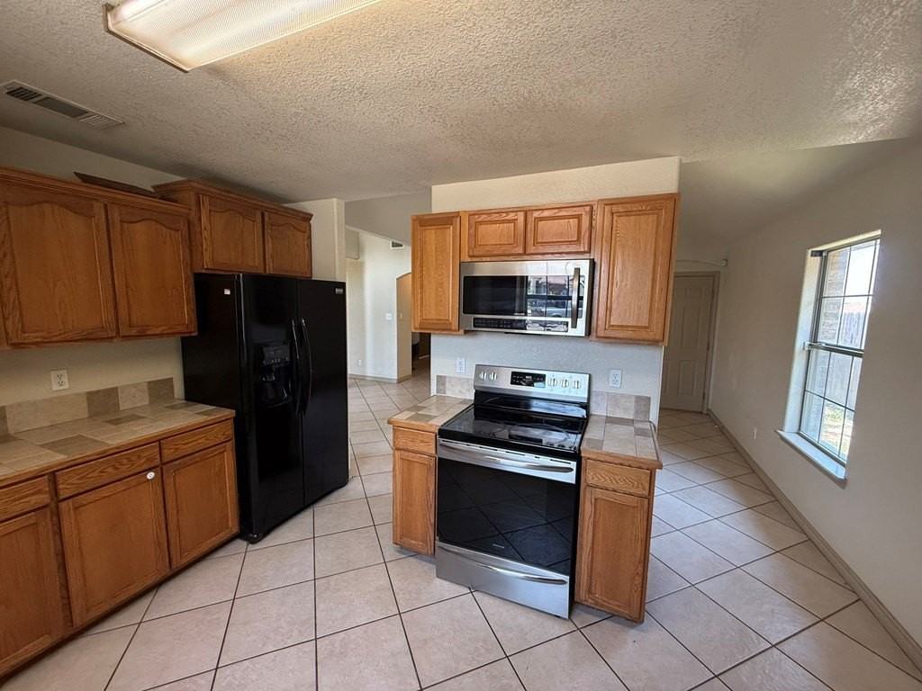 2698 Crown Way Dr - Photo 7 of 22