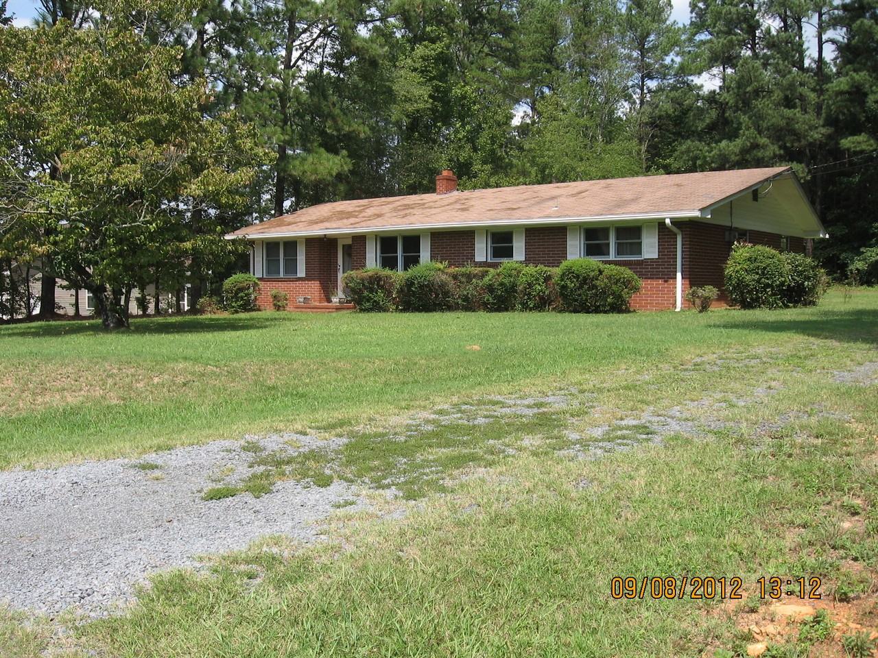 34823 Locust Ln - Photo 2 of 8