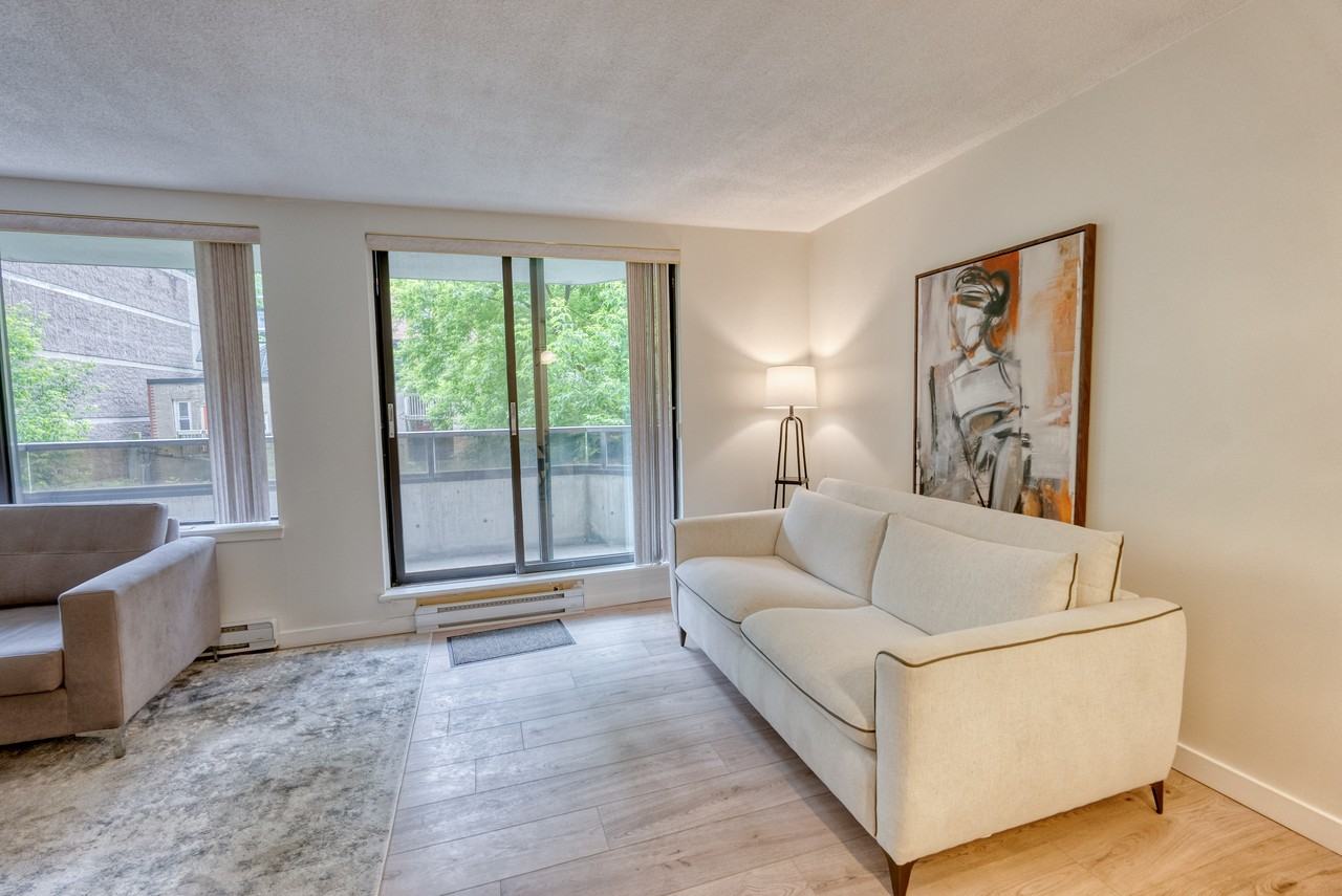 470 Laurier Avenue West #304 - Photo 3 of 38