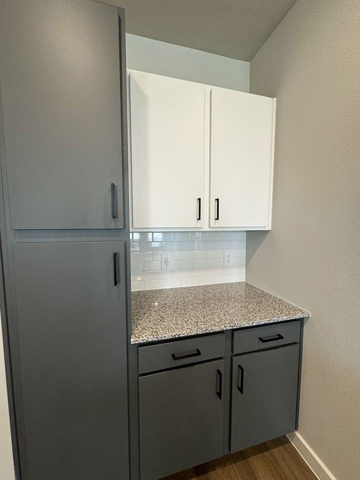 3521 James Pitts Dr - Photo 4 of 8