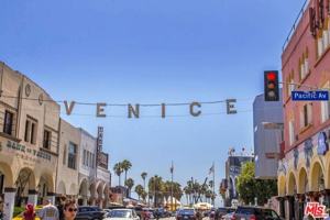 featured image of 1212 Abbot Kinney Blvd #1