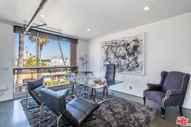 1212 Abbot Kinney Blvd #1 - Photo 7 of 8