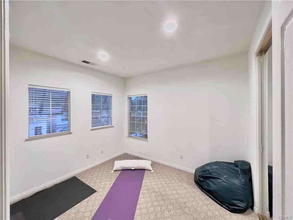 3658 Calle Jazmin - Photo 3 of 8