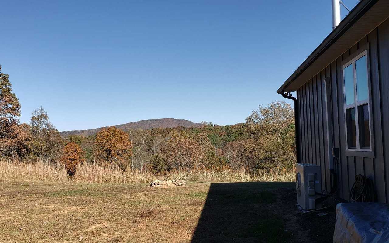 451 Cobb Mountain Rd - Photo 6 of 27