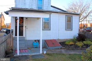 64 S Evans St #1 - Photo 1 of 1