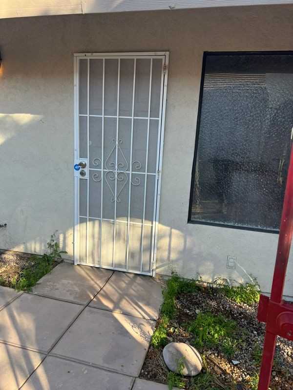 18530 Eucalyptus St ##B - Photo 2 of 9