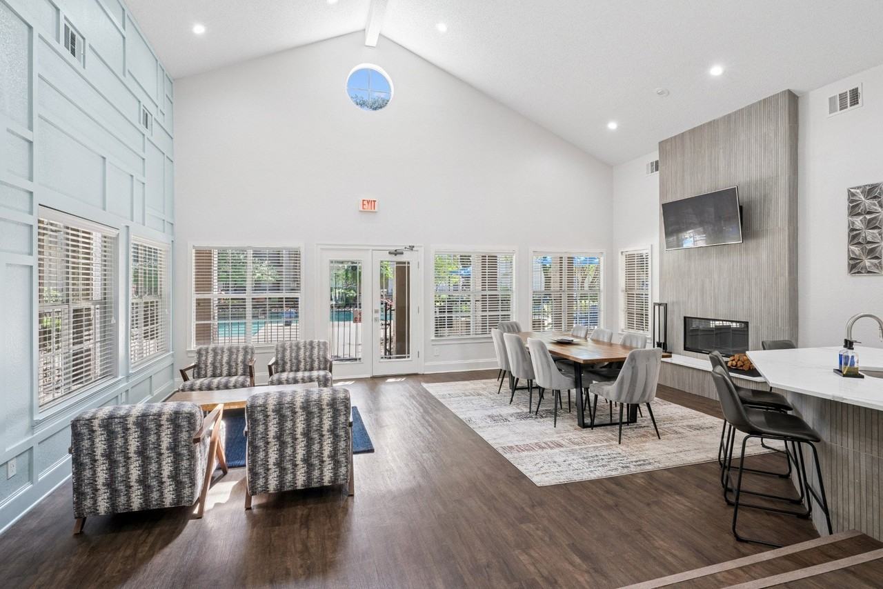 La Costa - Photo 4 of 38