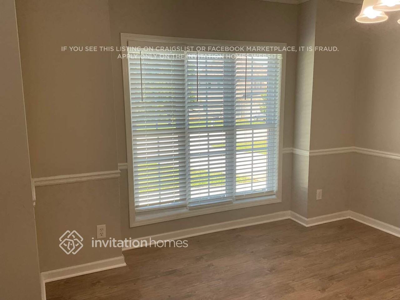 1119 E Shoreview Rd - Photo 2 of 21