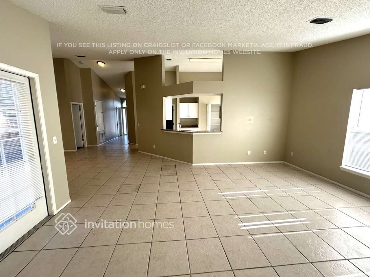 4704 Bloom Dr - Photo 4 of 18
