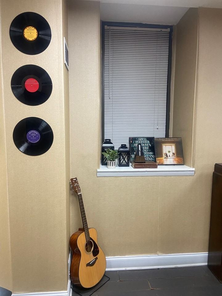 Stafford Apartments - Photo 2 of 8