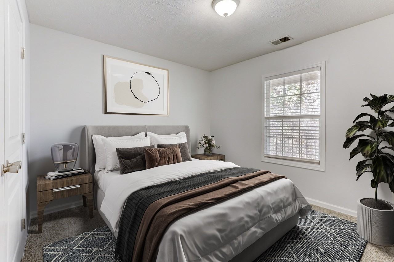 Rim Creek Apartments - Photo 3 of 5