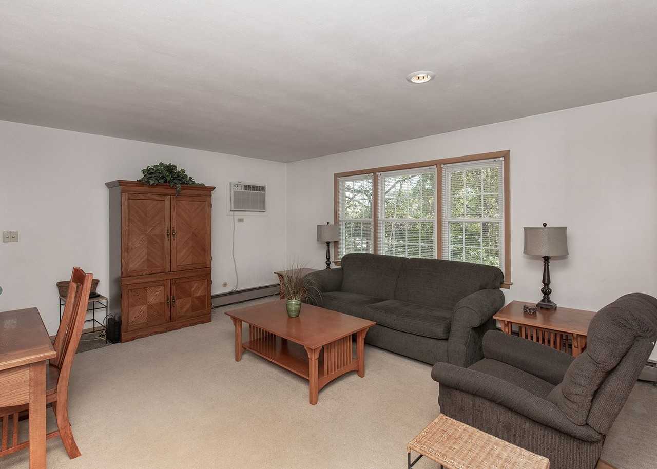 Eastridge Villa Apartments - Photo 5 of 10