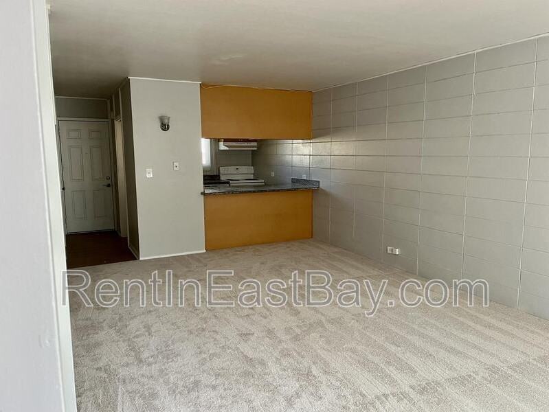 27500 Tampa Ave - Photo 3 of 14