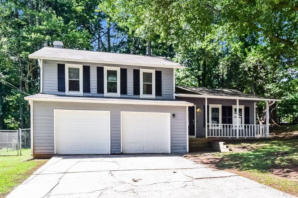 3210 Fescue Cir - Photo 4 of 17