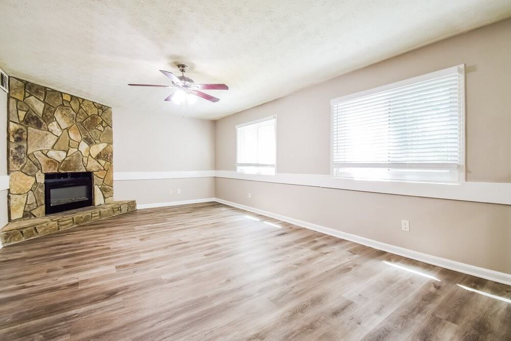 3210 Fescue Cir - Photo 5 of 17