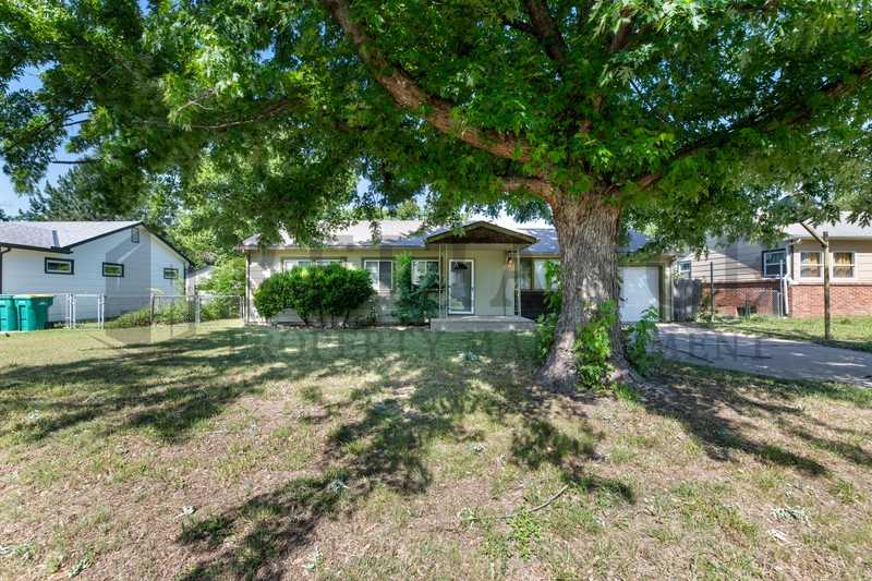 749 North Westridge Drive - Photo 2 of 27