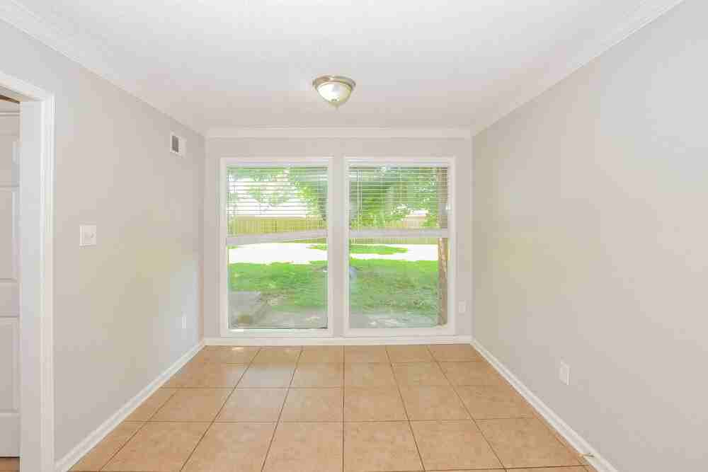 5617 Annandale Dr - Photo 7 of 17