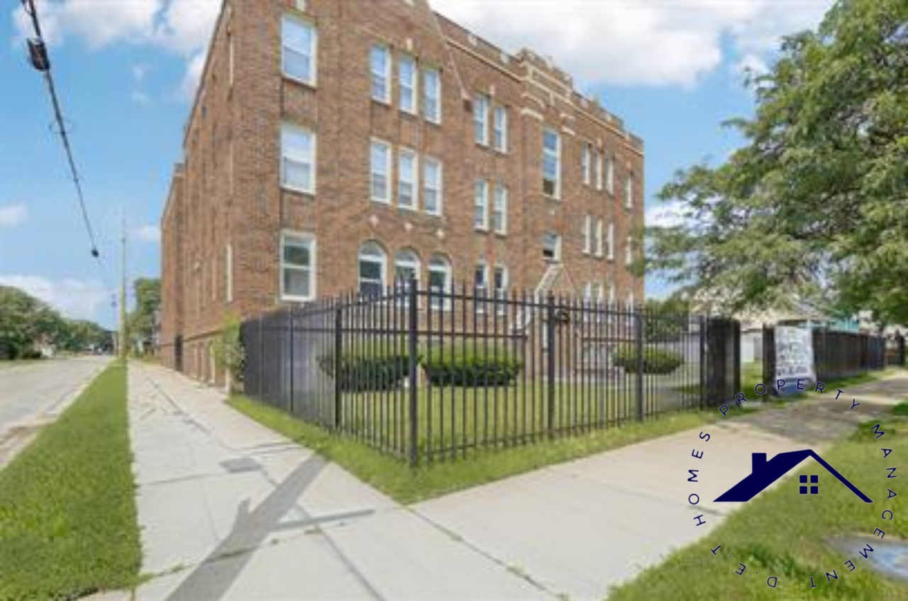 15805 Baylis St #303 - Photo 2 of 21