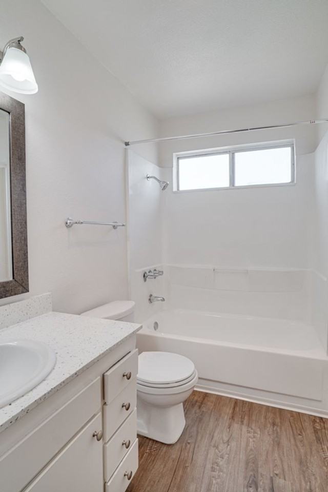 Winter Gardens | 1 & 2 Bedroom Apartments with Parking and Sparkling Pool! - Photo 7 of 45