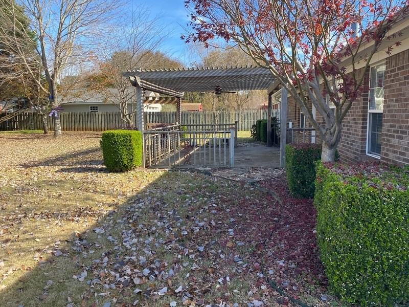 113 Centennial Dr - Photo 3 of 27