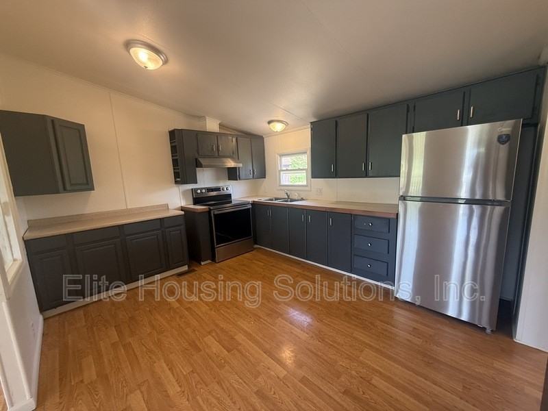 3308 Old Stage Rd - Photo 2 of 21