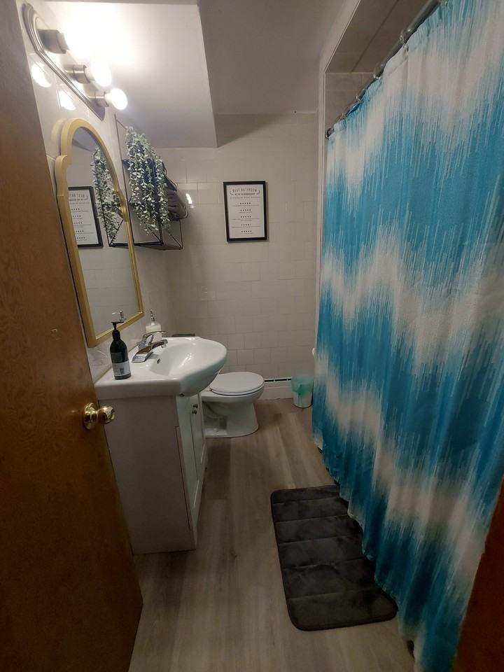 11627 114 Avenue Northwest - Photo 5 of 11