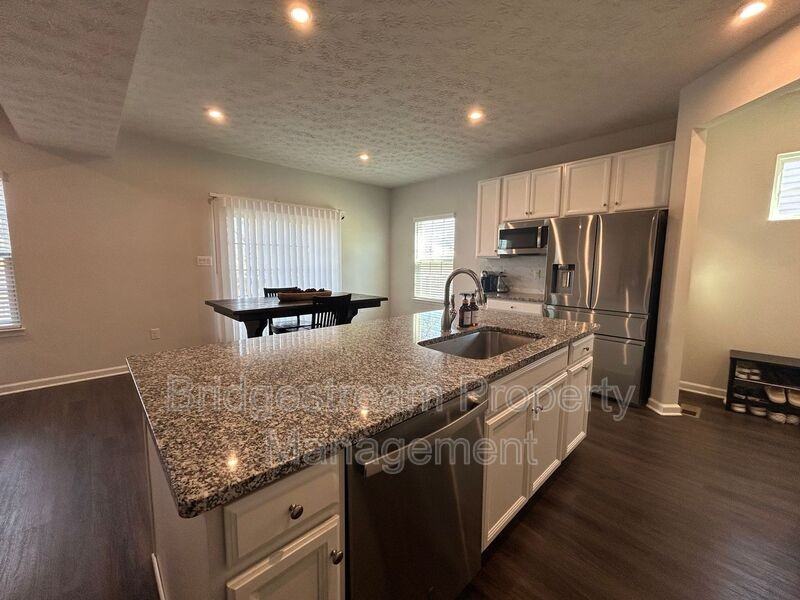 14 Cascade Dr - Photo 6 of 25